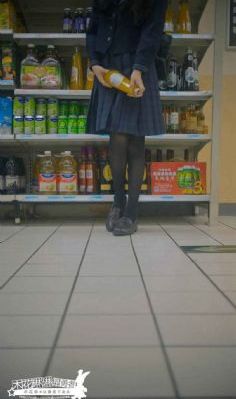 俄剧《笼中鸟》