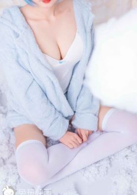 火口上的两人