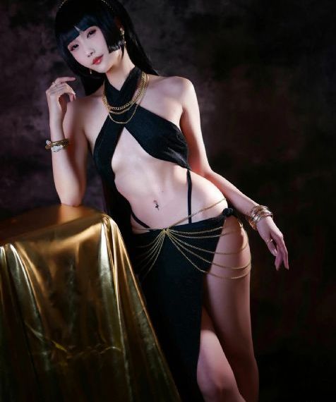 女大学生的红色日记